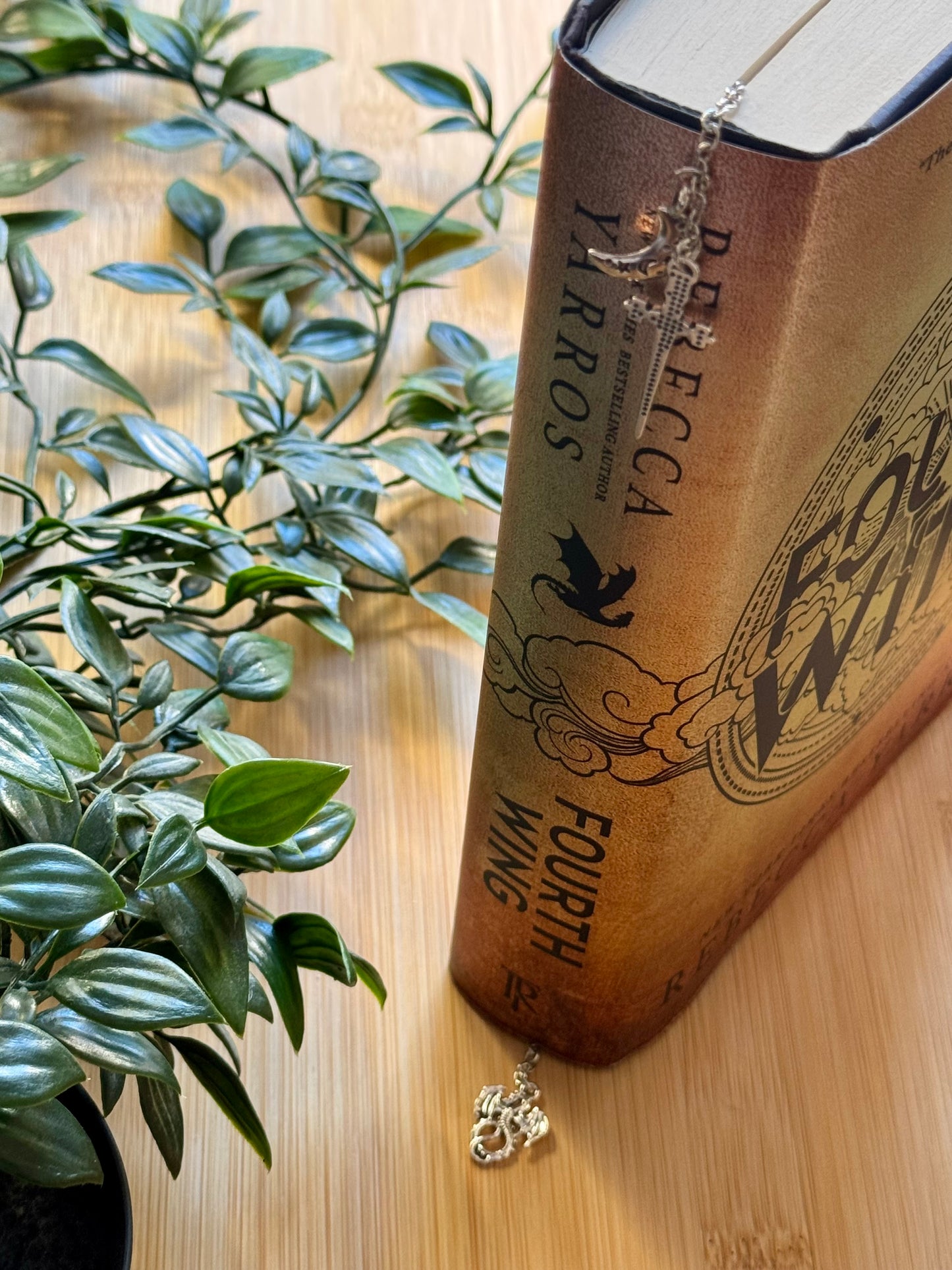 Fourth Wing Inspired Chain Bookmark