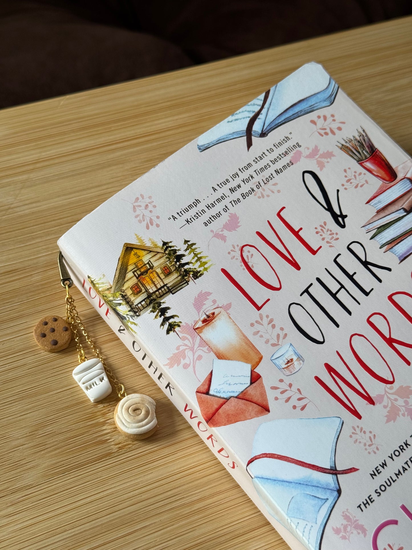 Make Your Own Cozy Bookmark