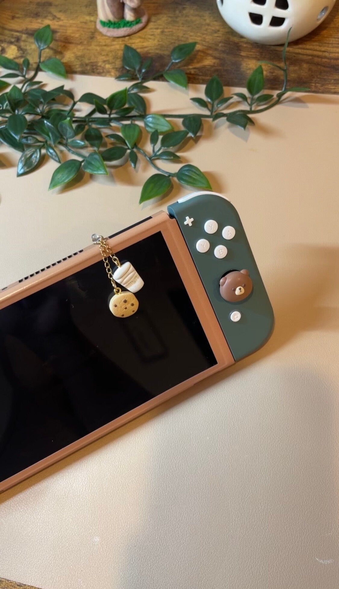 Milk & Cookie Switch Charm