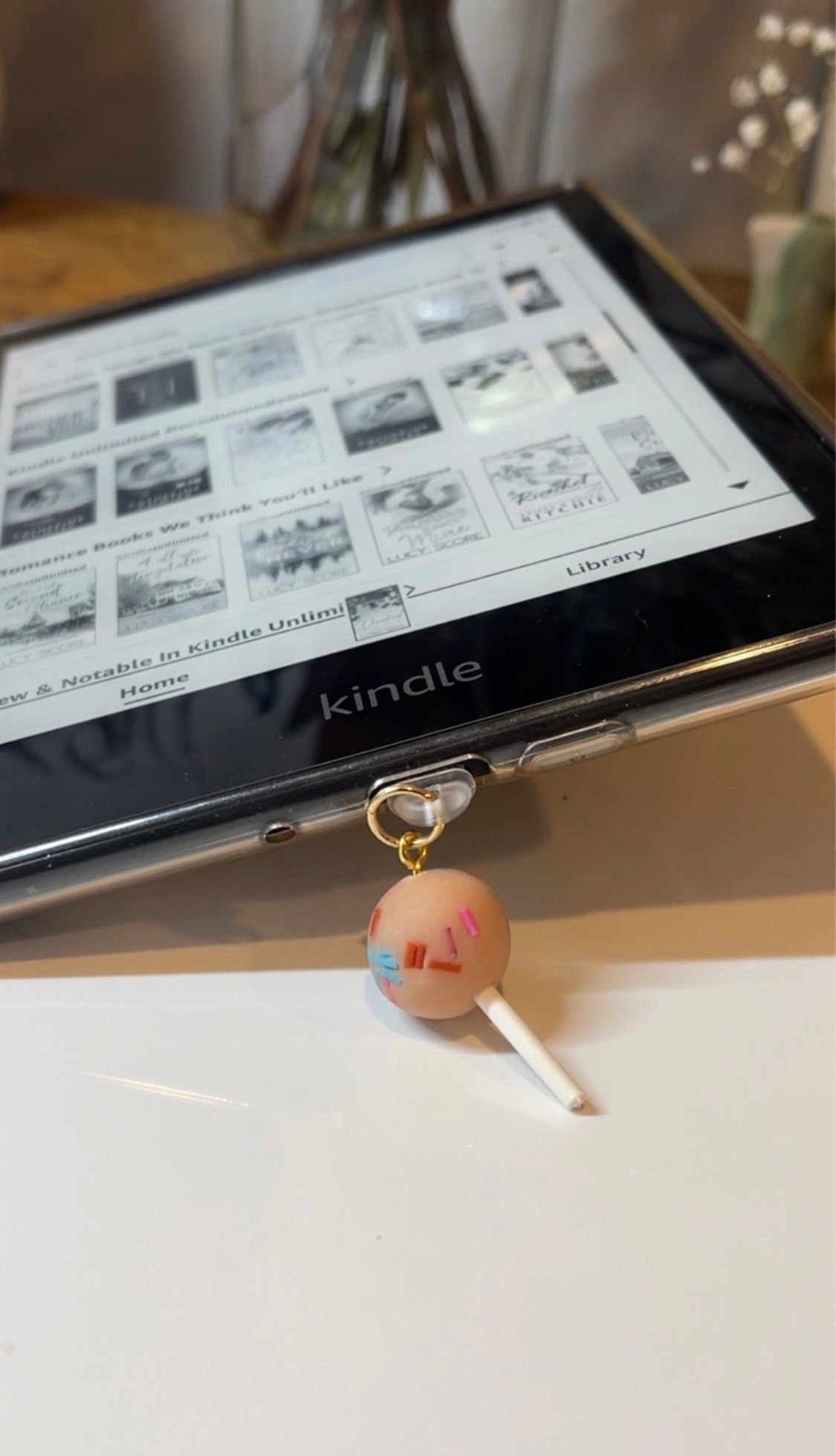 Sprinkled cake pop Kindle charm