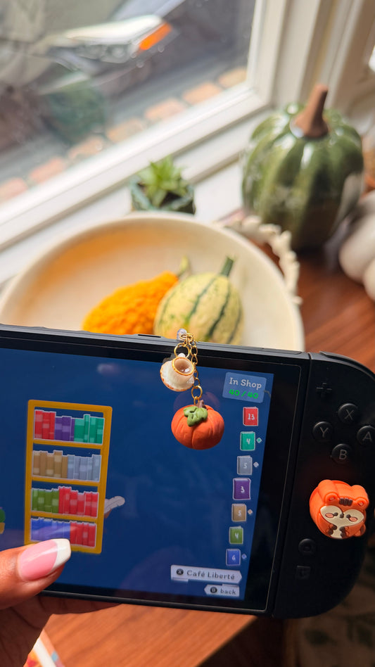 Pumpkin spice charm