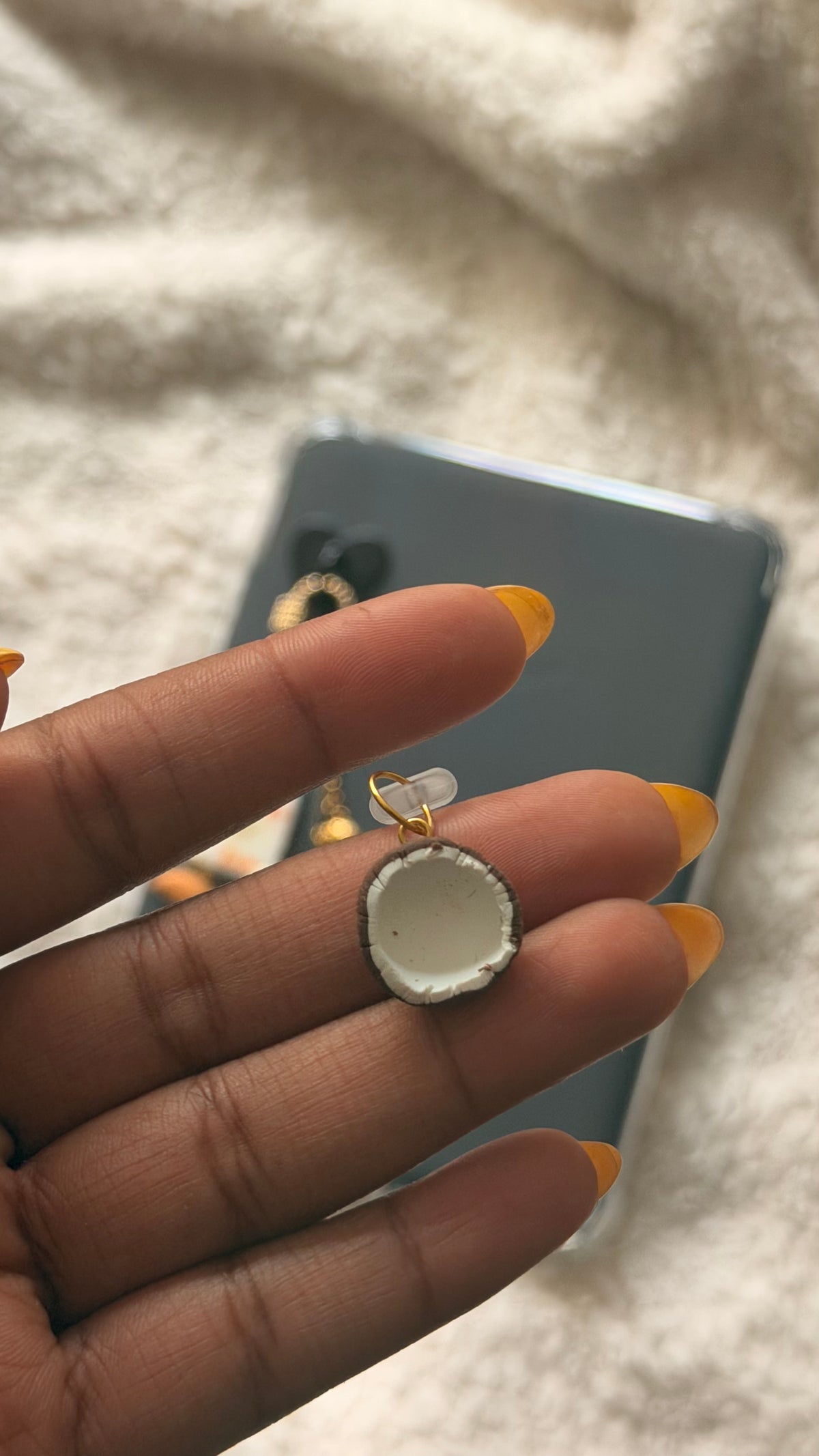 Coconut kindle charm